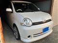 2005 Toyota Sienta