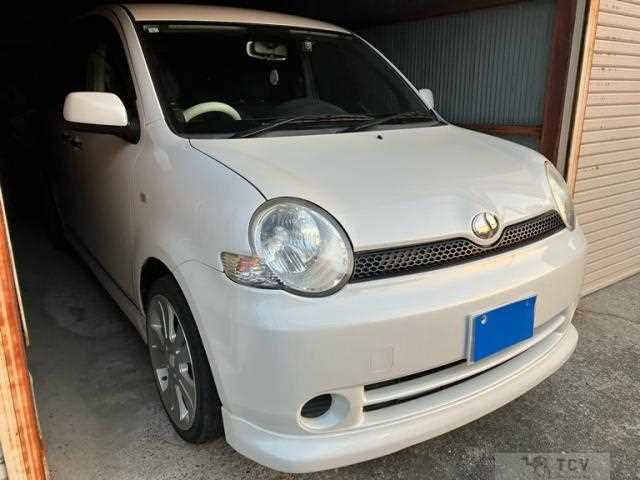 2005 Toyota Sienta