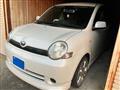 2005 Toyota Sienta
