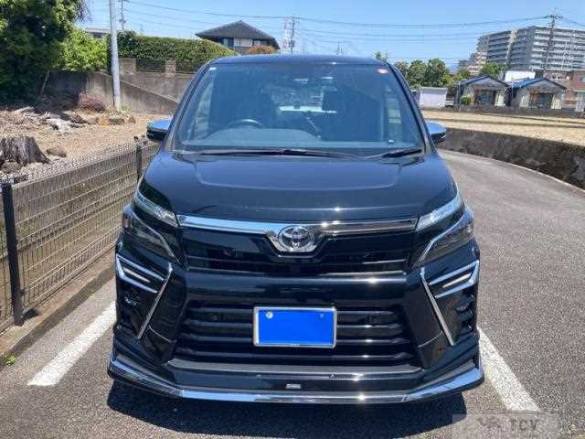 2021 Toyota Voxy