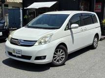 2011 Toyota Isis
