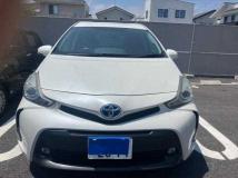 2015 Toyota PRIUS α
