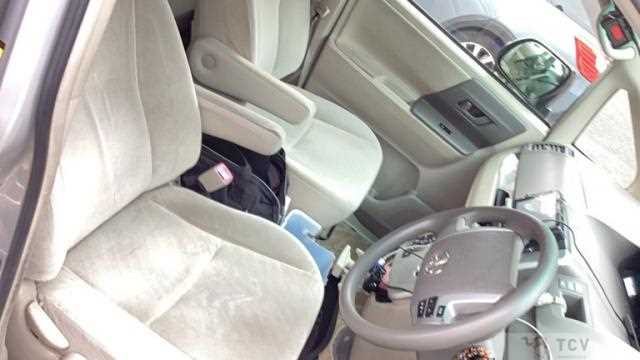 2010 Toyota Noah