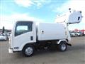 2016 Isuzu Elf Truck