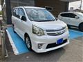 2012 Toyota Noah