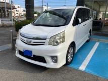 2012 Toyota Noah