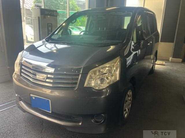 2012 Toyota Noah