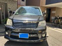 2002 Toyota Noah
