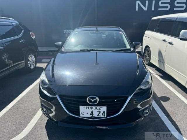 2014 Mazda Axela