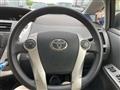 2013 Toyota PRIUS α