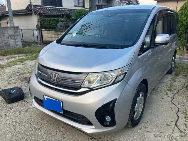 2016 Honda Step WGN