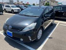 2013 Toyota PRIUS α