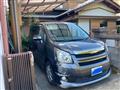 2007 Toyota Noah