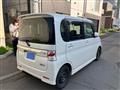 2010 Daihatsu Tanto