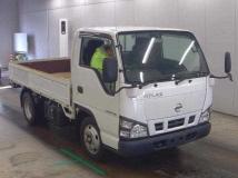 2004 Nissan Atlas
