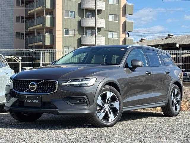 2023 Volvo V60