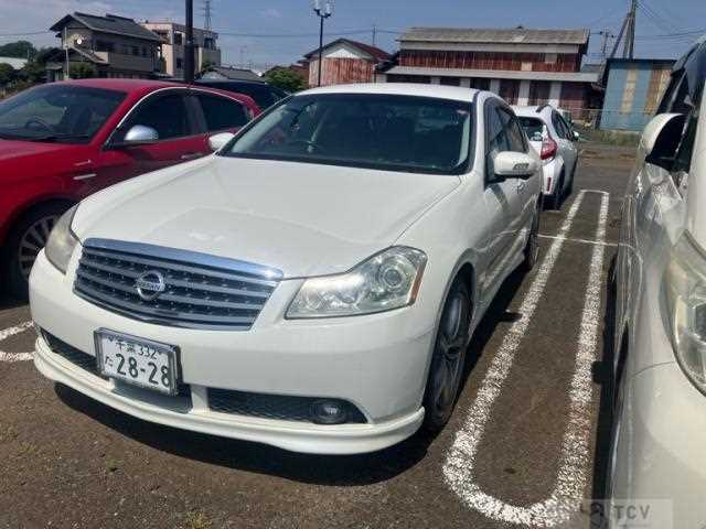 2005 Nissan Fuga