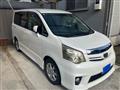 2011 Toyota Noah