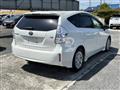 2012 Toyota PRIUS α