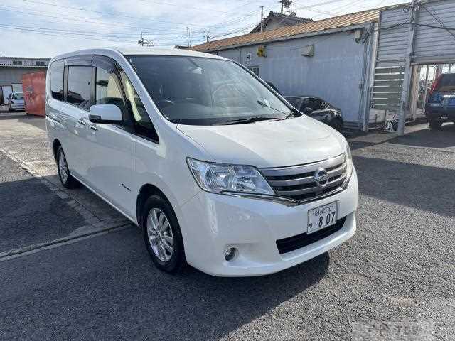 2013 Nissan Serena