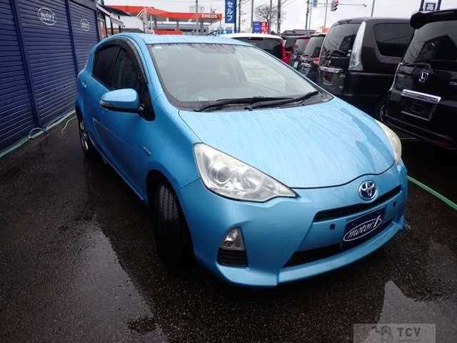 2012 Toyota AQUA