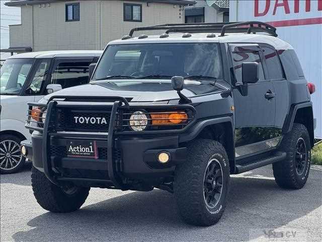2017 Toyota FJ Cruiser