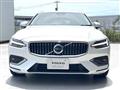 2025 Volvo V60