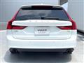 2017 Volvo V90