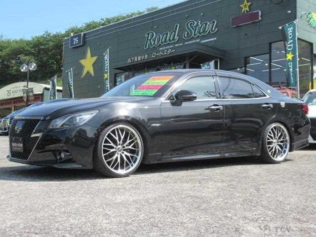 2015 Toyota Crown