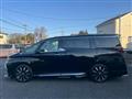 2024 Toyota Alphard Hybrid