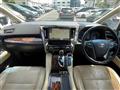 2018 Toyota Alphard Hybrid