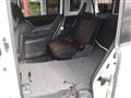 2012 Nissan ROOX