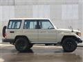 2004 Toyota Landcruiser 70
