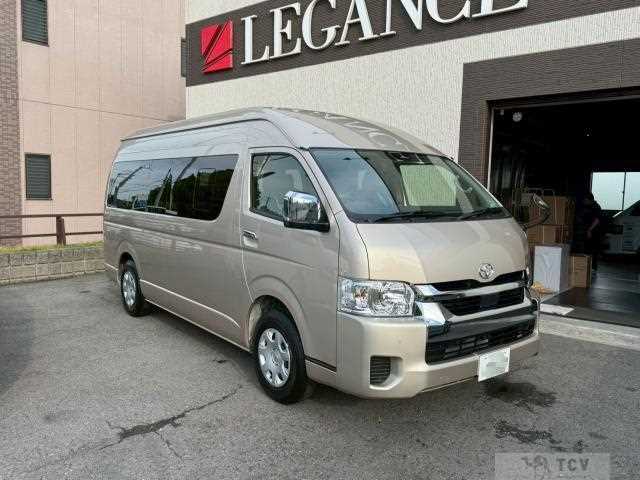 2025 Toyota Hiace Wagon