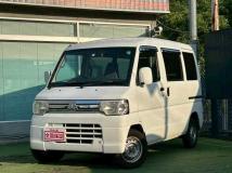 2012 Mitsubishi Minicab Van