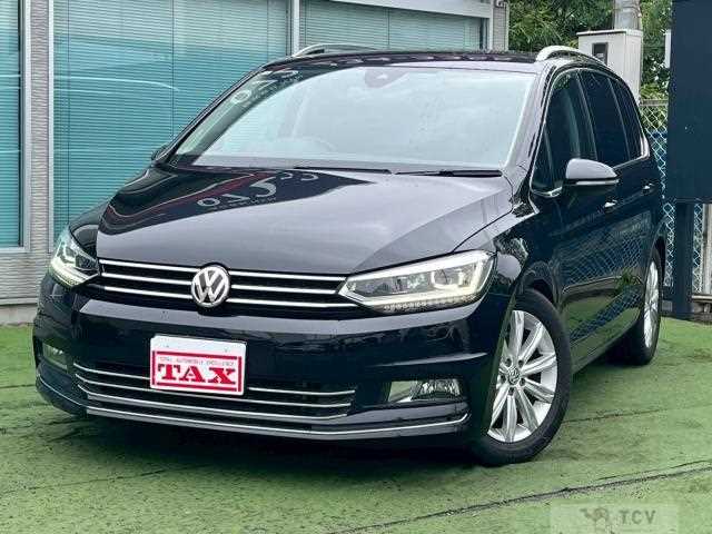 2016 Volkswagen Golf Touran