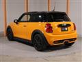 2017 BMW MINI