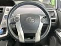 2011 Toyota PRIUS α