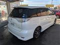 2015 Toyota Estima