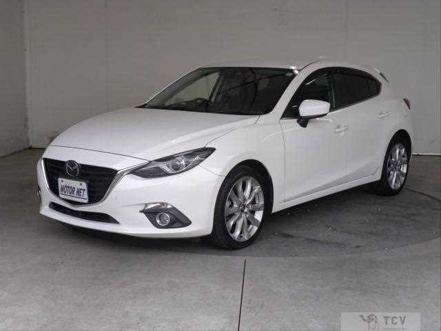 2013 Mazda Axela