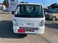2025 Nissan Clipper Truck