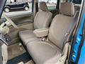2010 Daihatsu Tanto