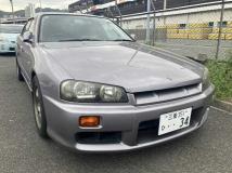 2000 Nissan Skyline