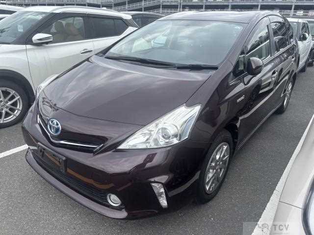 2015 Toyota PRIUS α