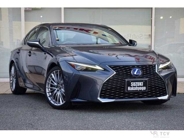 2021 Lexus IS