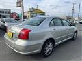 2004 Toyota Avensis