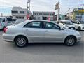 2004 Toyota Avensis