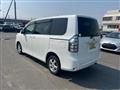 2010 Toyota Voxy