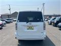 2010 Toyota Voxy