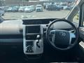 2010 Toyota Voxy